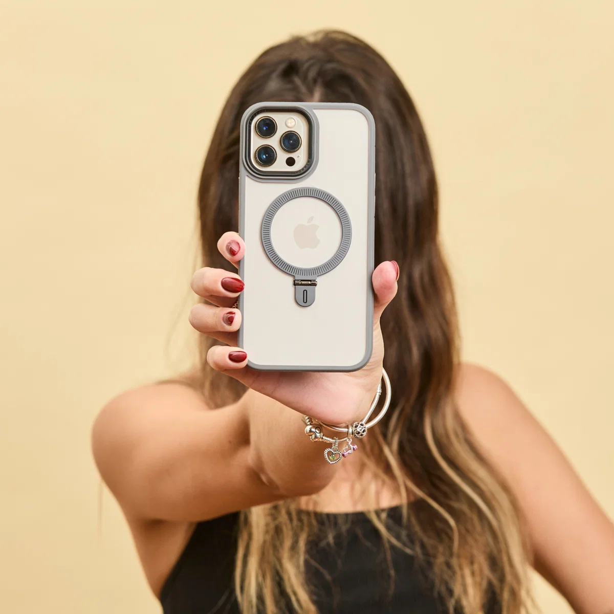 funda ring iphone línea 15 📱 iphone 15 pro gris funda ring iphone línea 15 📱 iphone 15 pro gris